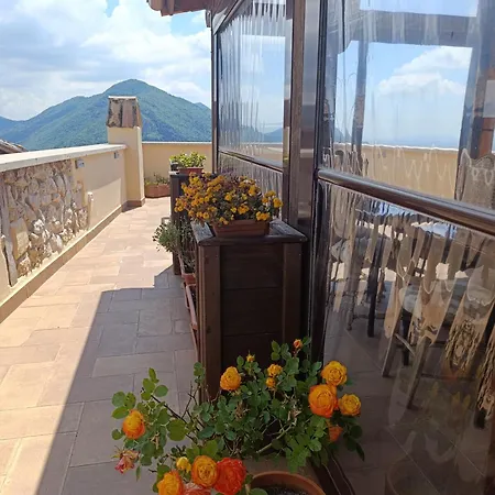 فندق مبيت وإفطار La Rupe 4*